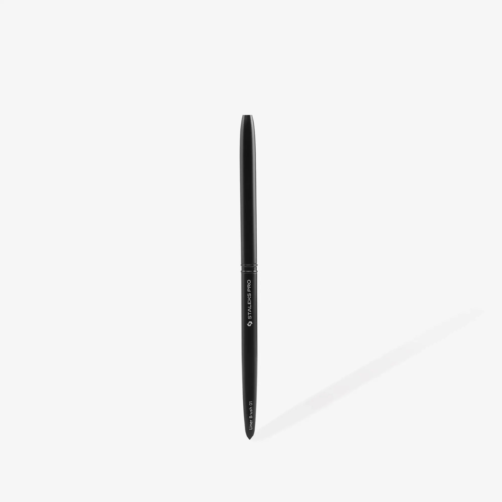 Staleks EXPERT Liner Brush 01