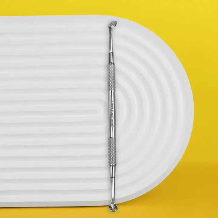 Staleks Cosmetology Double-Ended Spoon EXPERT 20 TYPE 1 (Uno & Oval With 15 Holes)