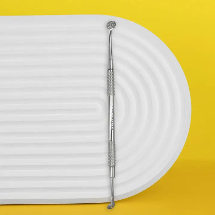 Staleks Cosmetology Double-Ended Spoon EXPERT 20 TYPE 2 (Uno & Round With 19 Holes)