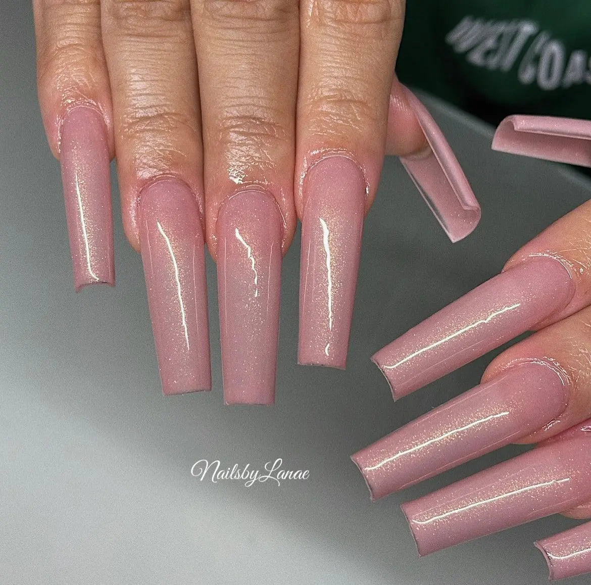 A’GALORE & CO. ColourBase 06 | Rosette