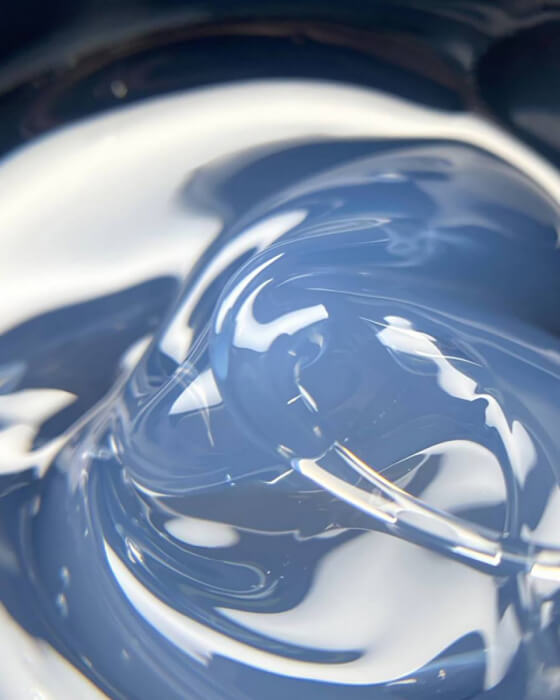 DARK Iron Gel #01 (DAMAGED EXTERIOR OF BOTTLE)