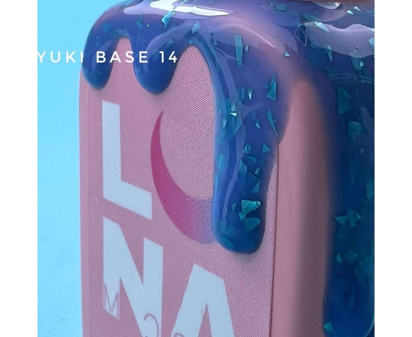 Luna Yuki Rubber Base 14 - Blue w/ Beaded Flakes